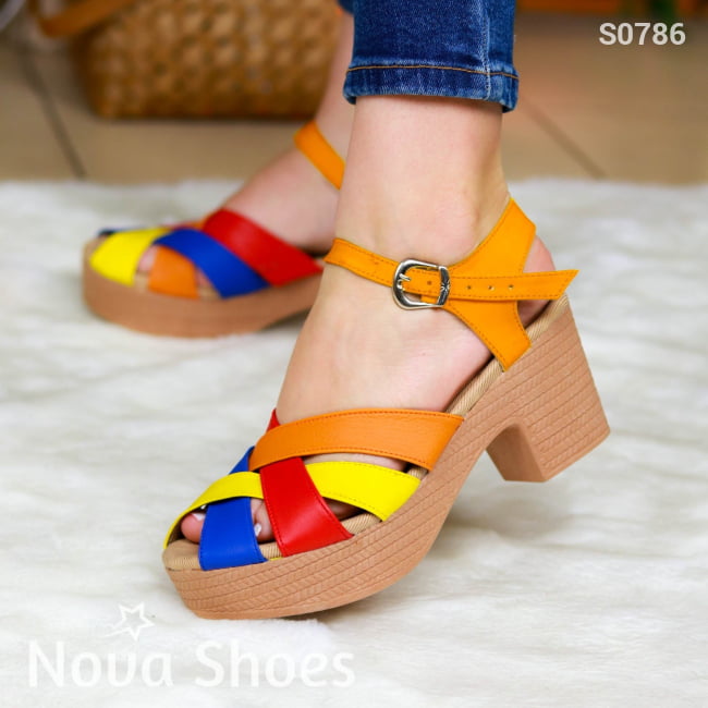 Zapato De Colores Combinados Hechos Cuerina. Suela Tacon Anaranjado / 35 Normal Zapatos Medianos