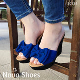 Zapato De Gamuza Con Un Chongo Azul / 35 Normal Zapatos Altos