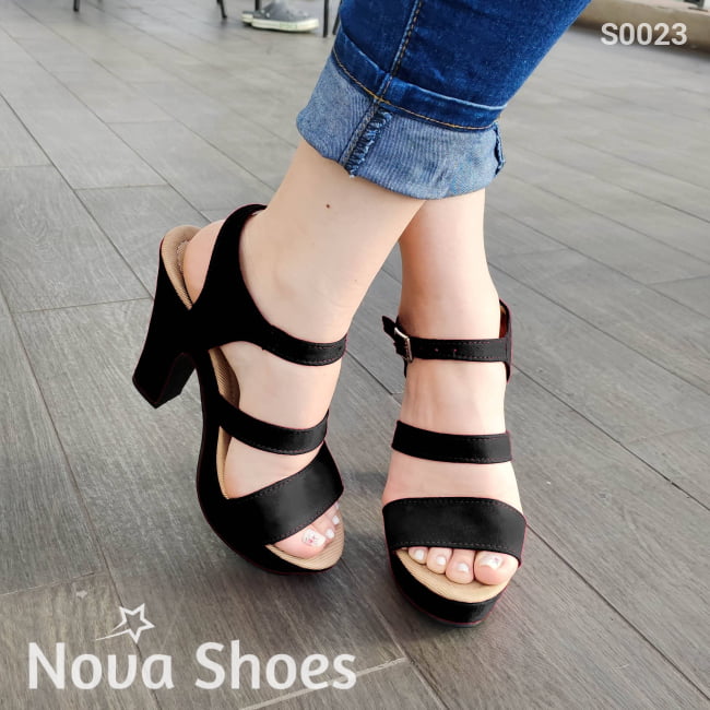 Zapato Diseñado Con Tres Fajas Paralelas Hecho De Gamuza Negro / 35 Normal Zapatos Altos