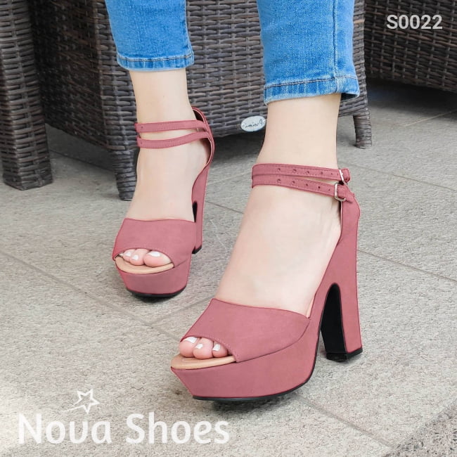 Zapato Hecho De Gamuza. Con Dos Fajas Delgadas En El Talon Para Un Mayor Soporte Rosado / 35 Normal