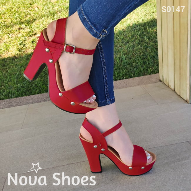 Zapatos Altos Para Dama Con Botones De Metal Rojo / 35 Normal