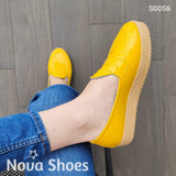 Zapatos Bajos Hechos En Charol Suela Beige Amarillo / 35 Normal Bajitos