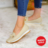 Zapatos Cerrados Con Detalle Sofisticado De Chongo Bajitos