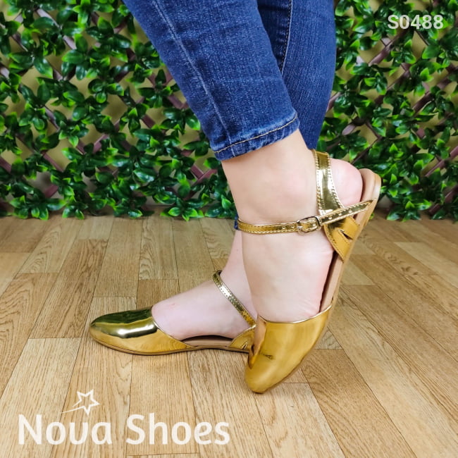 Zapatos Cerrados De Enfrente Abiertos Atrás Dorado / 35 Normal Bajitos