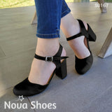 Zapatos Cerrados De Enfrente Y Descubierto Los Costados Negro / 35 Normal Medianos