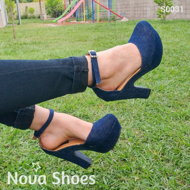 Zapatos Cerrados Hecho Con Tela De Jean Altos