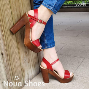 Zapatos Con Suela De Resina. Color Rojo Altos