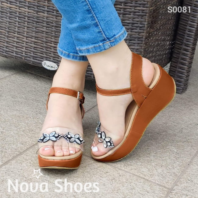 Zapatos Hechos Con Fajas De Cuerina Y Transparentes. Plataforma Mediana Cafe / 34 Normal Medianos